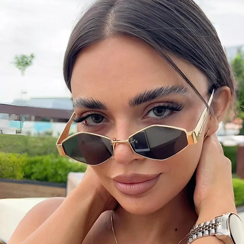Lunettes de soleil polygonales - Vintage Fashion Enthusiasts avis et prix
