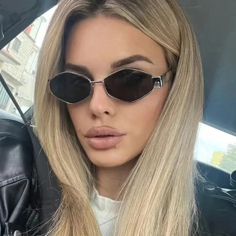 Lunettes de soleil polygonales - Vintage Fashion Enthusiasts avis et prix