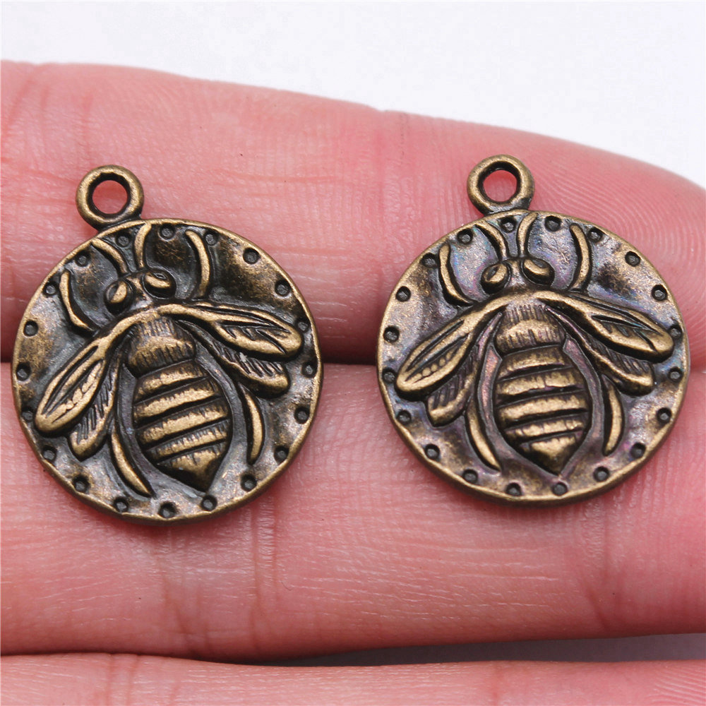 Pendentif Breloque Abeille Rei - Vintage Fashion Stores avis et prix